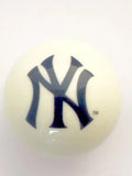 Rocknob Custom New York Yankees Billiard Ball Gear Shift Knob